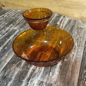Vintage Indiana Glass Marigold Basket Weave Chip and Dip Bowl Set EUC